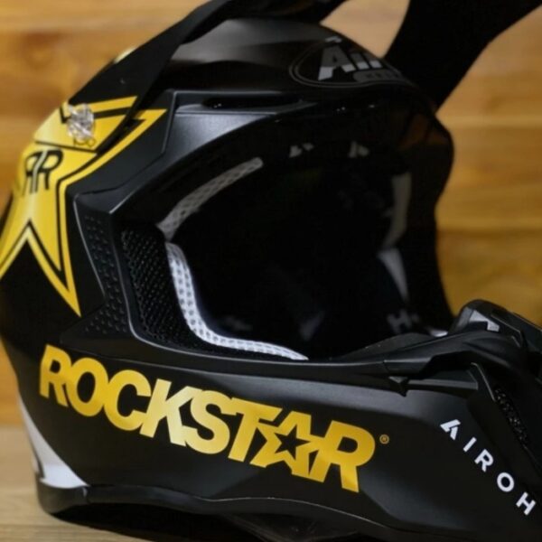 Helm AIROH Twist 2.0 Rockstar 020 Matt - Gambar 3