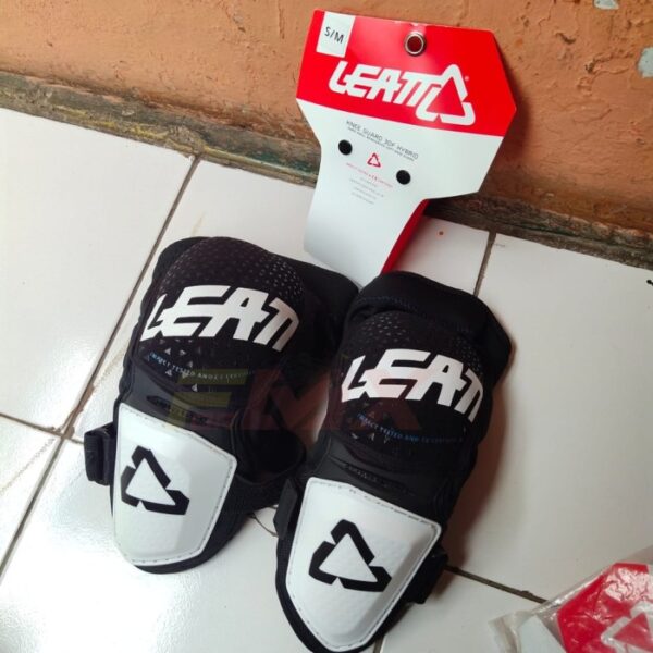 LEATT KNEE GUARD 3DF HYBRID PELINDUNG LUTUT LEATT 3DF HYBRID - Hitam, S/M - Gambar 4