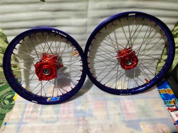 Velg  CRF 18 21 TK Biru Velg Cross CRF 18 21 Biru - Gambar 3